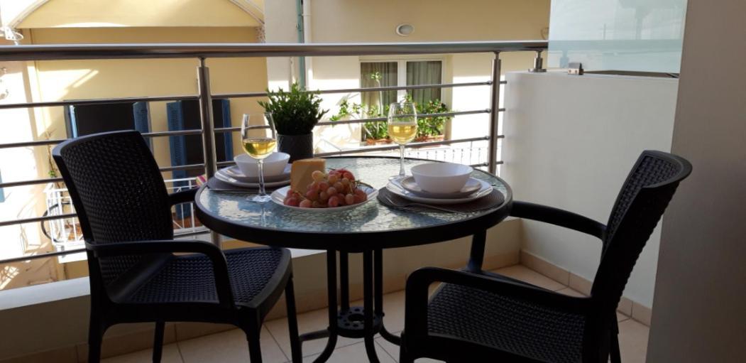 Filora Apartment In The City Center Heraklion  Exterior photo